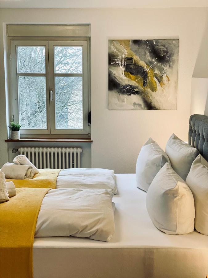Hotel & Restaurant Gruener Baum Merzhausen Bagian luar foto